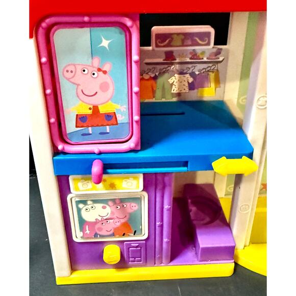 Peppa’s Shopping Mall 3 Figures Playset & helicopter elevator works! - Picture 4 of 10